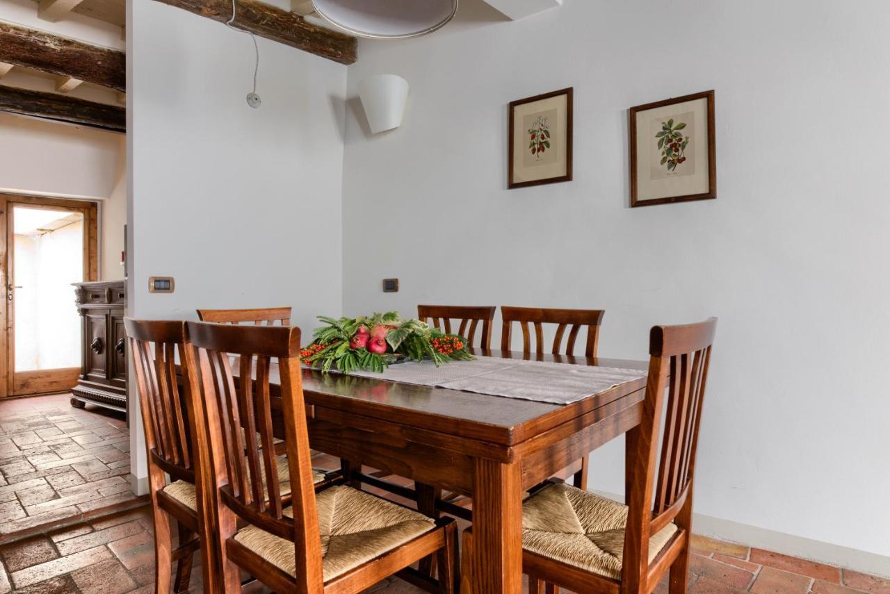 Apartment Lacosta Near Ponte Vecchio Florence Buitenkant foto