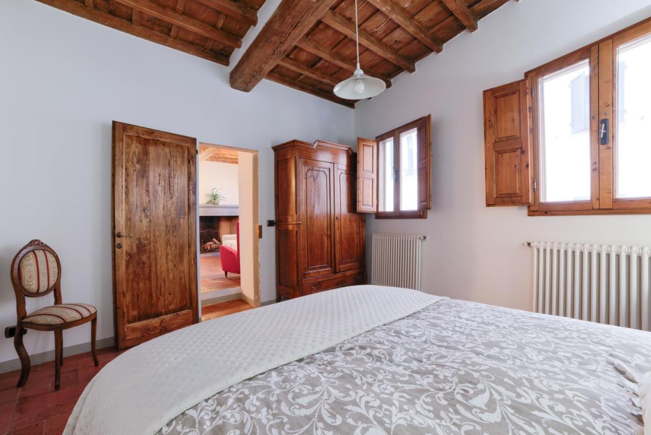 Apartment Lacosta Near Ponte Vecchio Florence Buitenkant foto