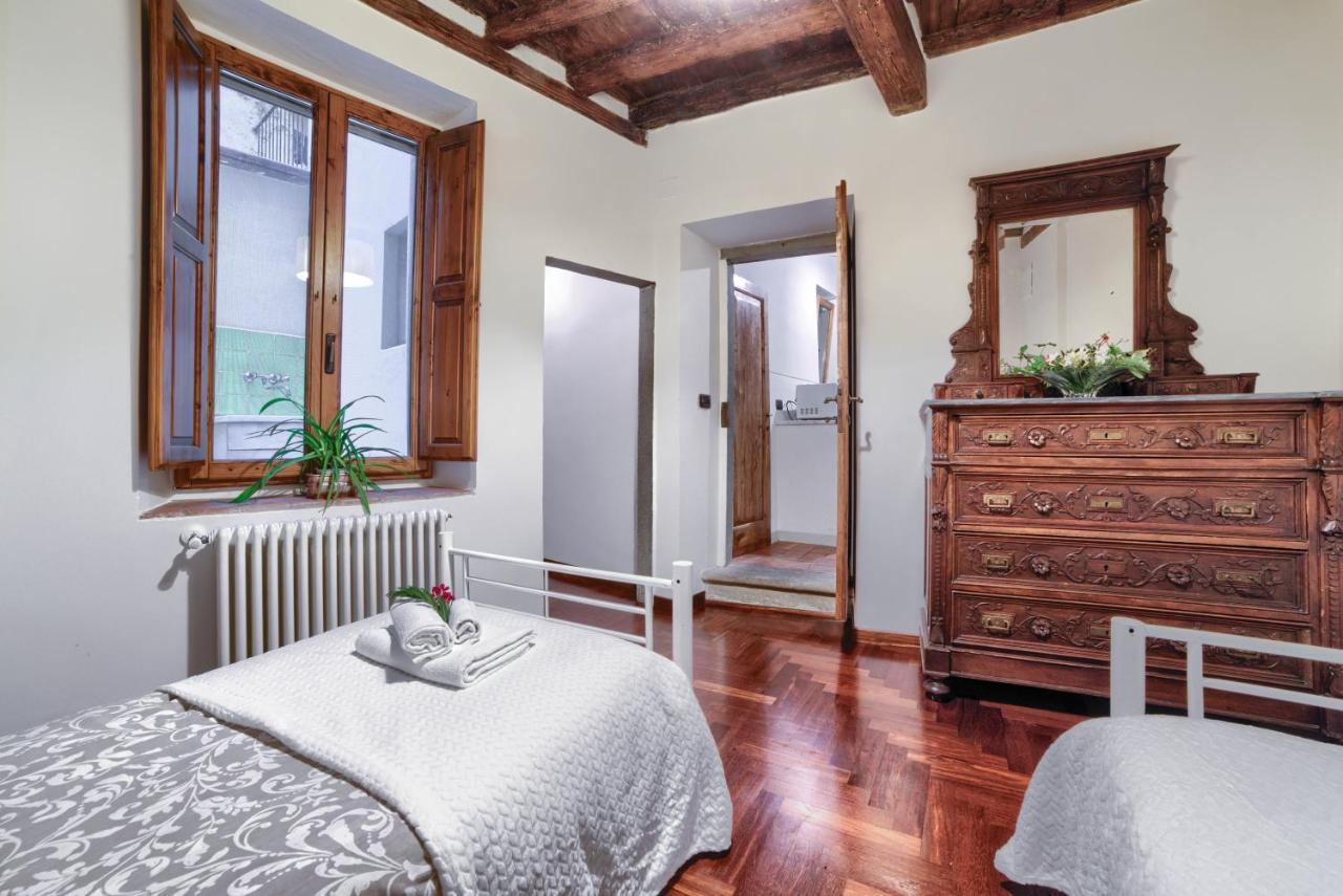 Apartment Lacosta Near Ponte Vecchio Florence Buitenkant foto